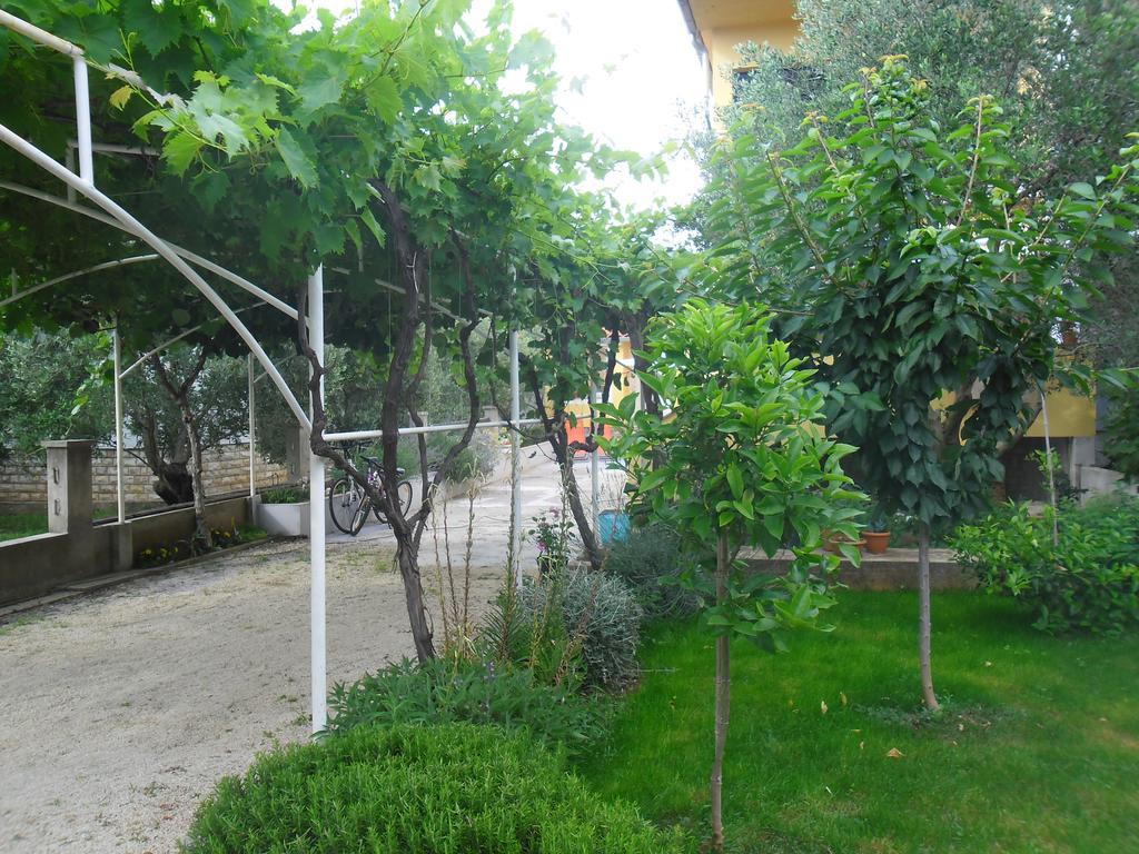 Odette Apartamento Zadar Exterior foto